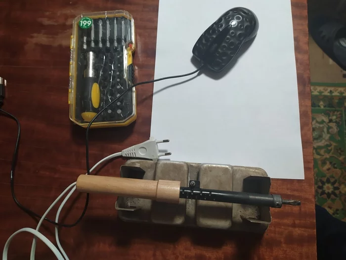 Upgrade or repair - we'll screw it all!... - My, Repair, Fail, Soldering, Rukozhop, PC mouse, Mouse, Humor, Breaking, Crooked hands, Video, Longpost