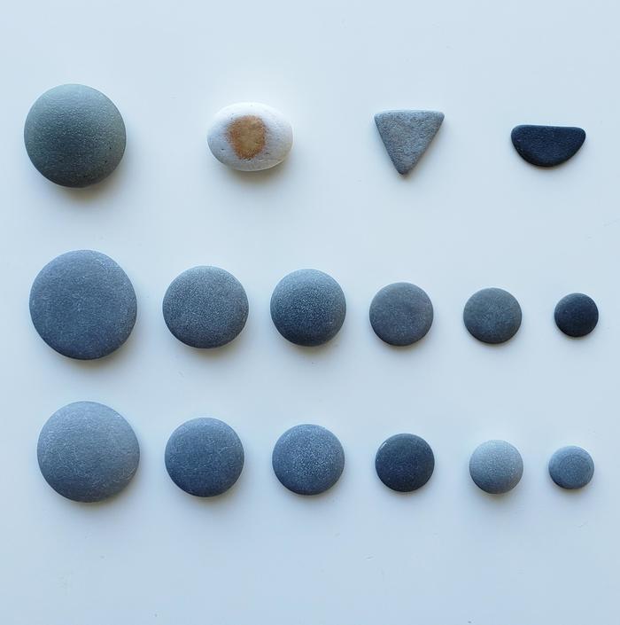 Perfect pebbles from the beach. Bonus: scrambled eggs, dorito and a slice of tangerine - The photo, A rock, Perfectionism, Beach, Collection, Reddit, The size, Round