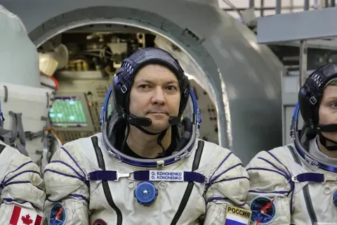 Record-breaking cosmonaut Oleg Kononenko was awarded the Order - Roscosmos, Космонавты, Cosmonautics, The order, Rewarding