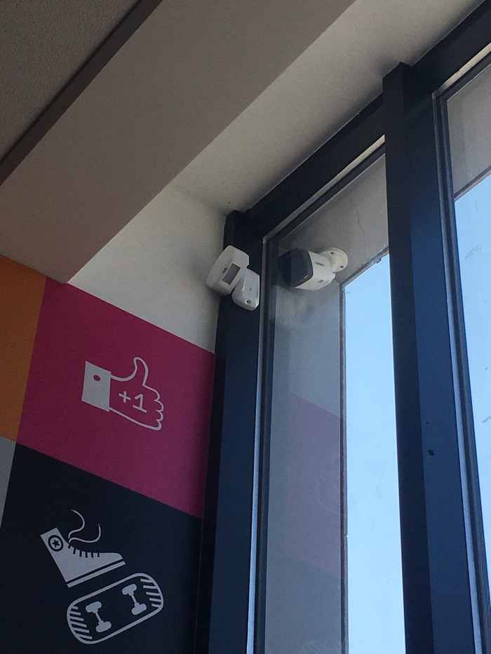 �-������������