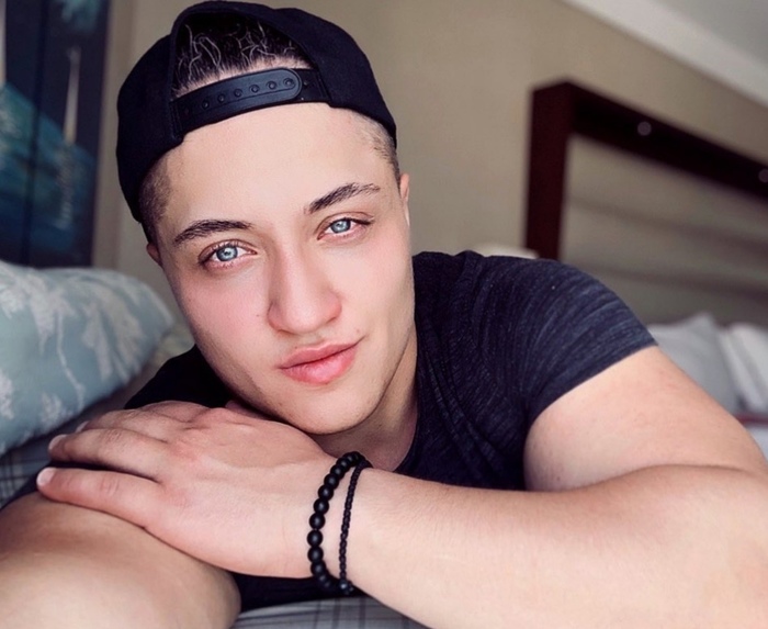 Какого пола человек??