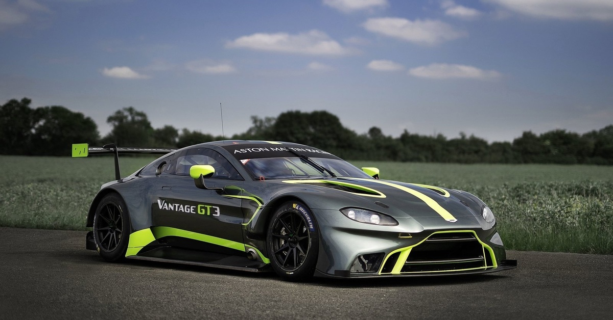 Lk gt 4 mini. Aston Martin Vantage Amr gt3. Aston Martin Vantage 2018 gt3. Aston Martin Vantage gt.