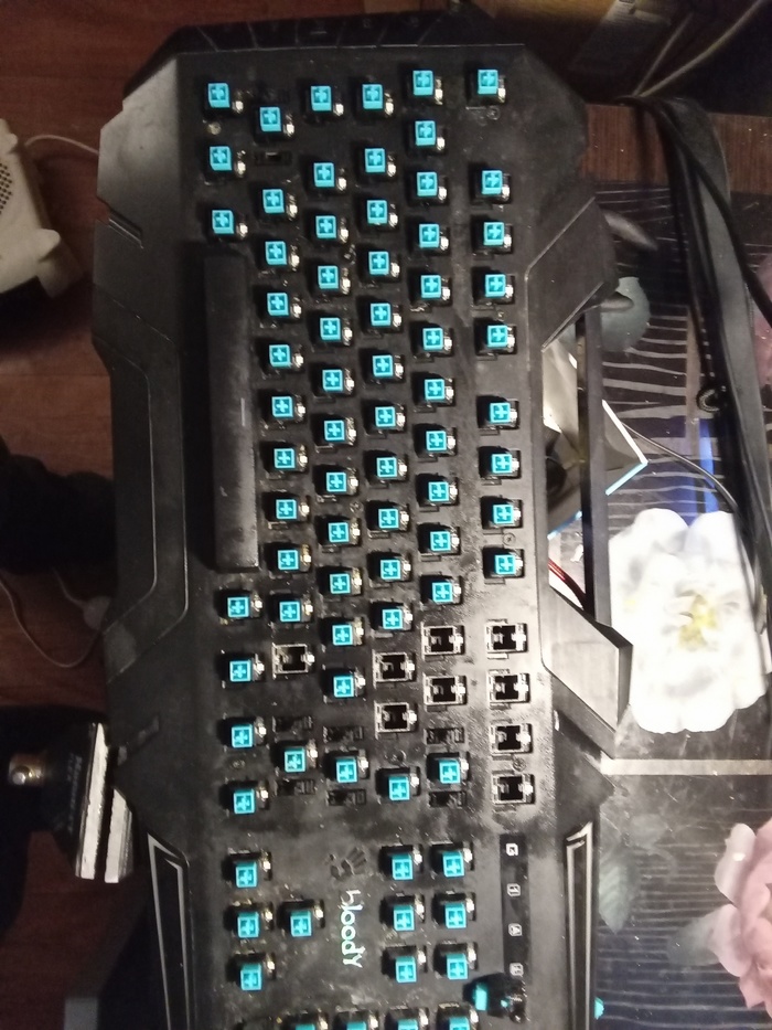 Нужна помощь с клавиатурой!