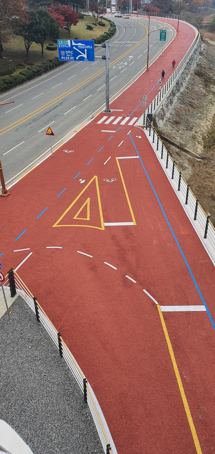 Разметка тротуара в Ю.Корее