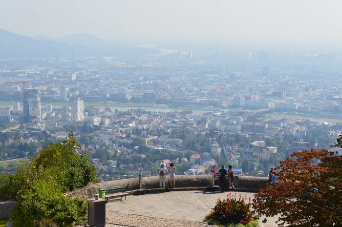 Linz, Austria. - My, Linz, Austria, Travels, Europe, Drive, Autumn, Weekend, The photo, , River, Danube, September, Graffiti, Longpost
