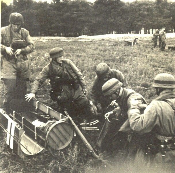 People at war. And iron. Just a photo - The Great Patriotic War, Military history, Longpost, Military equipment, Old photo, Black and white photo