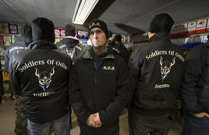 Soldiers of Odin protect Finnish women from migrants [FAKE] - Finland, Migrants, Activists, Protection, Politics