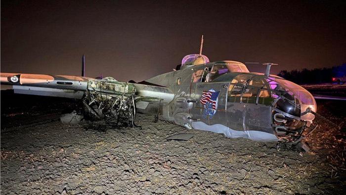 B-25 Mitchell crashes in the USA - Aviation, USA, California, Crash, Rarity, Bomber, Longpost