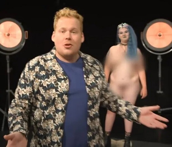 голые девушки на телешоу видео