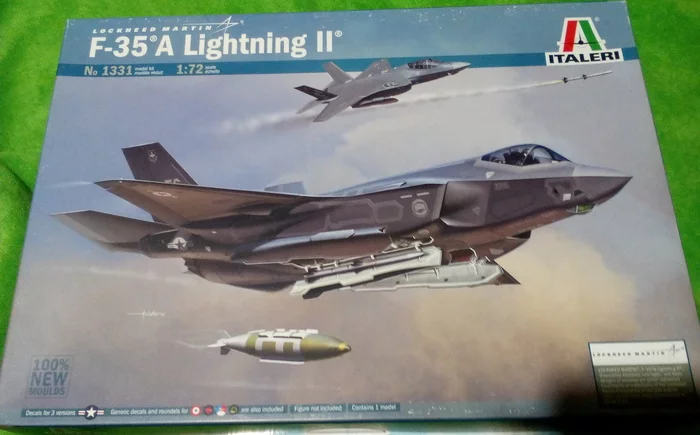 Lockheed-Martin F-35A Lightning II, Italeri, 1/72. - My, Stand modeling, Prefabricated model, Assembly, Airbrushing, Hobby, Needlework with process, Aviation, With your own hands, Longpost
