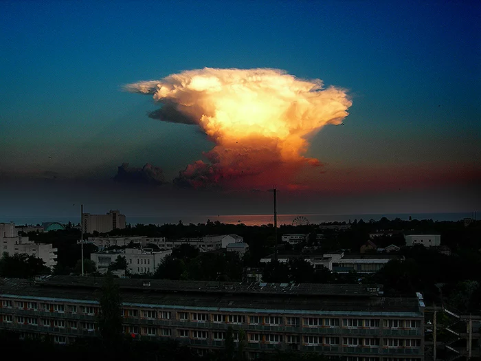 Cloud over the sea - My, Clouds, Black Sea, Evpatoria, Sunset