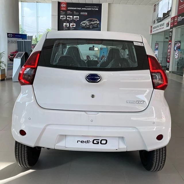 Автомобиль за 300 тысяч Бюджетно, Авто, Индия, Дешево, Длиннопост Автомобиль за 300 тысяч Бюджетно, Авто, Индия, Дешево, Длиннопост