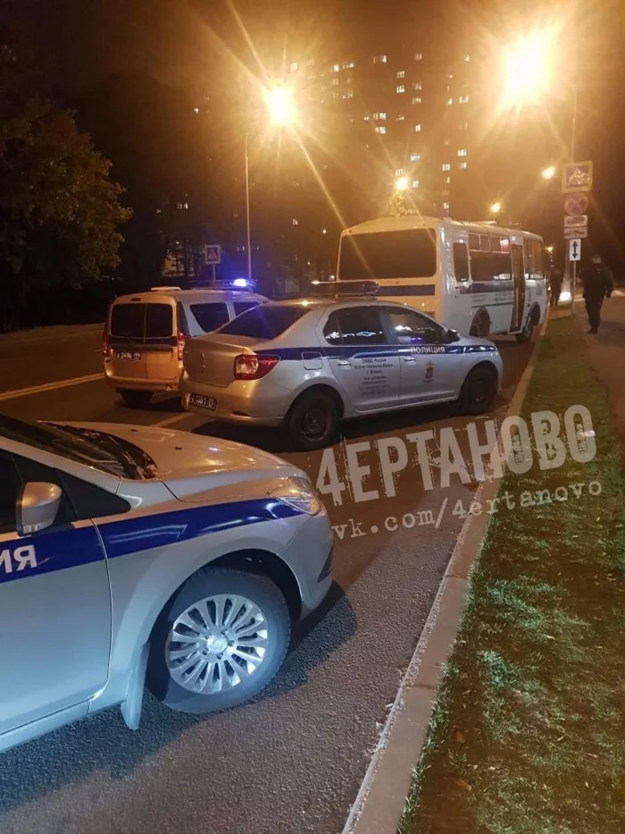 Mass brawl over a stolen can in Pyaterochka - Moscow, Chertanovo, Fight, Robbery, Pyaterochka, Negative, Video, Longpost, Caucasians