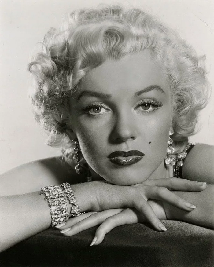 Photographer Frank Povolny (XXII) Series “Magnificent Marilyn” - Issue 259 - Cycle, Gorgeous, Marilyn Monroe, Beautiful girl, Actors and actresses, Celebrities, Blonde, Longpost, 50th, 20th century, The photo, Black and white photo