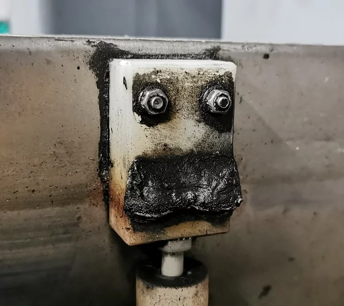 Devastation. A little pareidolia for you on this Saturday morning - Pareidolia, Tape Face, Sight, Mouth, Longpost