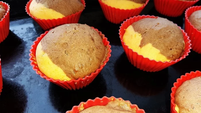 Pumpkin Chocolate Cupcakes - My, Cooking, Cake, Pumpkin, Bakery products, For tea, Video recipe, Video, Recipe