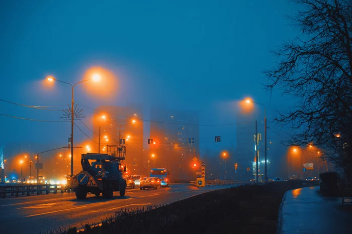 A bit strange processing - My, The photo, Town, Fog, Night, Nikon, Lightroom, Longpost