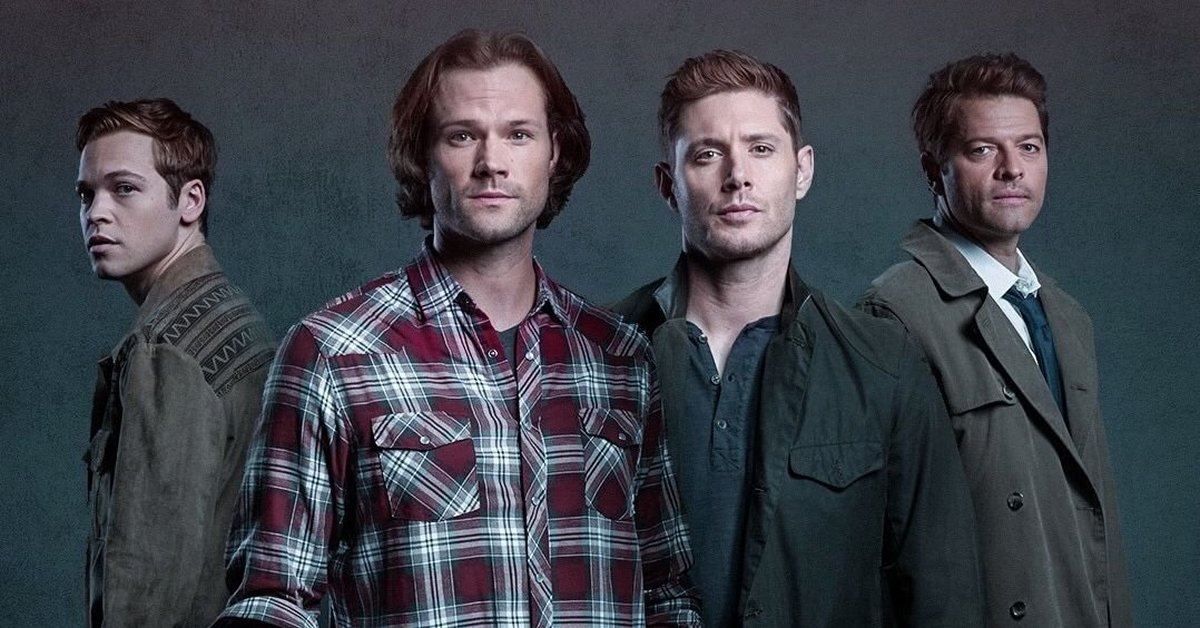 Ну все вместе последний. Сверхъестественное сериал 15 сезон Постер. Supernatural Постер 15 сезон. Сверхъестественное 15 сезон Постер. Сверхъестественное 14 сезон Постер.