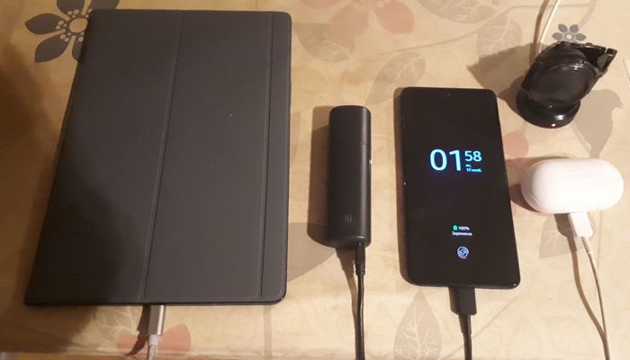 �������