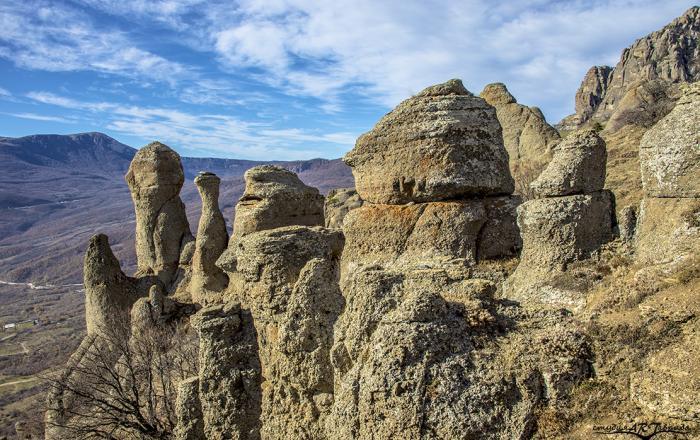 Долина приведений в Крыму - Крым, Путешествия, Горы, Туризм, Привидение, Долина, Длиннопост