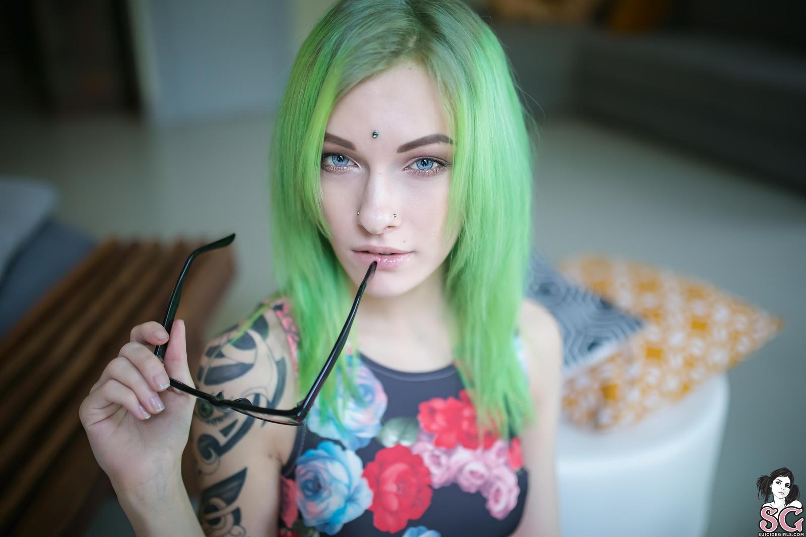 Sashabrink - Emerald Green - NSFW, , Suicide girls, Longpost