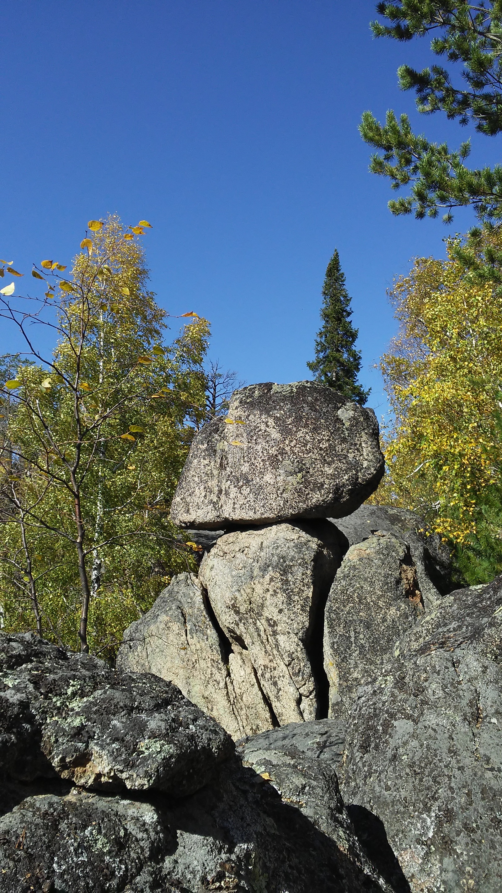 Olkhinsky rock. Autumn. - My, Nature, Skalnik, Longpost