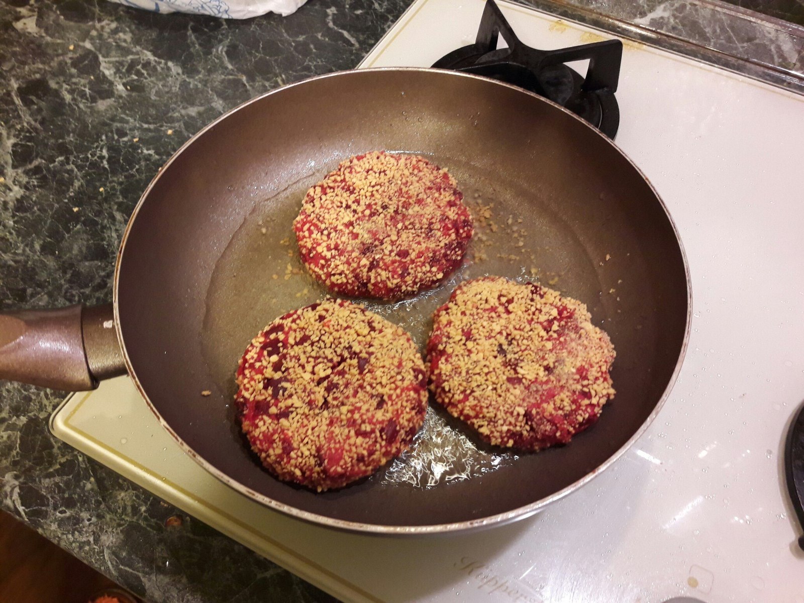 Burger with beetroot patty - My, Recipe, Burger, Beet, cat, Longpost