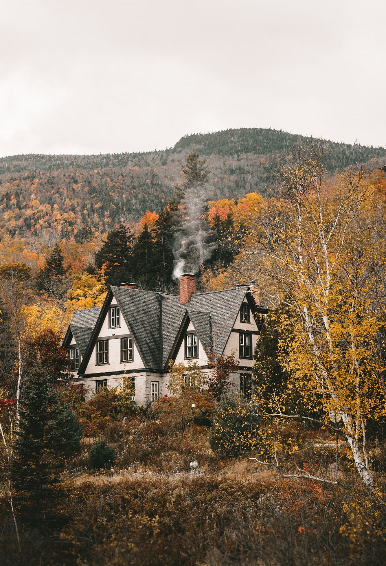 Now this beautiful house is cozy and warm :) - Architecture, Nature, Landscape, Autumn, House