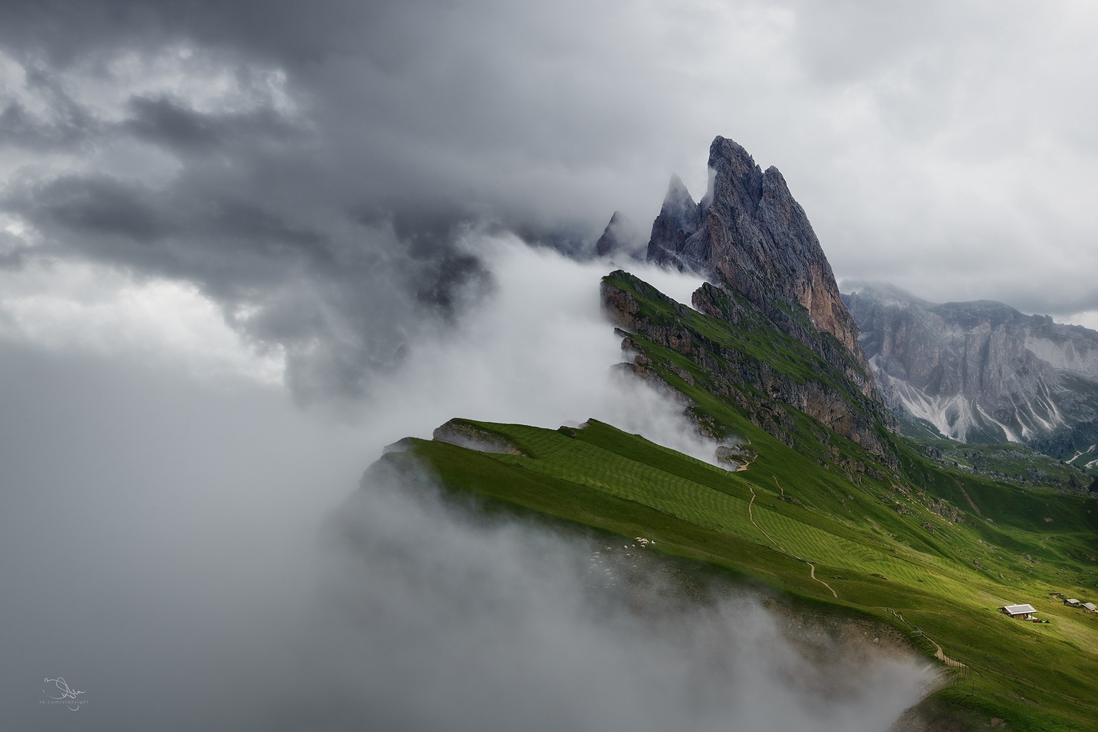 Вид на гору Сечеда. Доломитовые Альпы, Италия | Пикабу