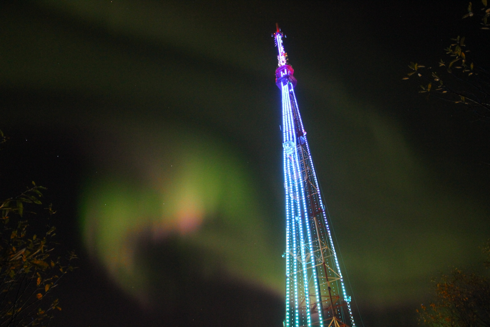 Northern Lights 04.10.2016 - My, Murmansk, Polar Lights, Canon, , TV tower