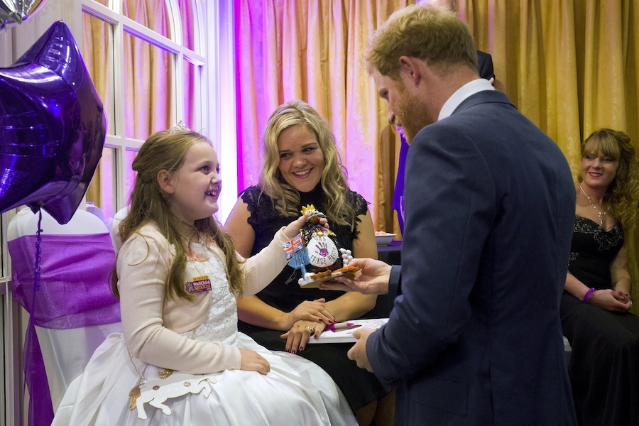 Принц Гарри стал королём обнимашек на WellChild Awards-2016 - Принц Гарри, Великобритания, Wellchild Awards, Благородство, Королевская семья, Дети, Длиннопост