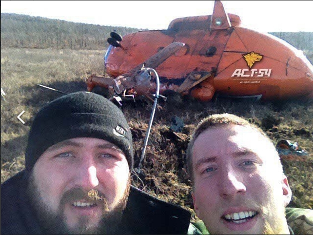 Rare shot: Nicolas Cage and Ramzan Kadyrov in front of a crashed helicopter - Mi-8, Ramzan Kadyrov, Nicolas Cage, Rare photos