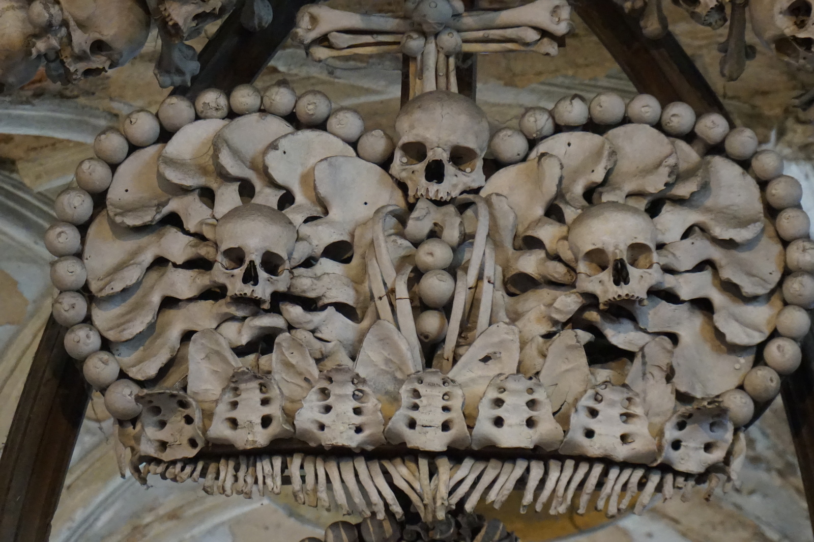 Ossuary. Kutna Hora - My, Czech, Ossuary, Scull, , Kutna Hora, Longpost