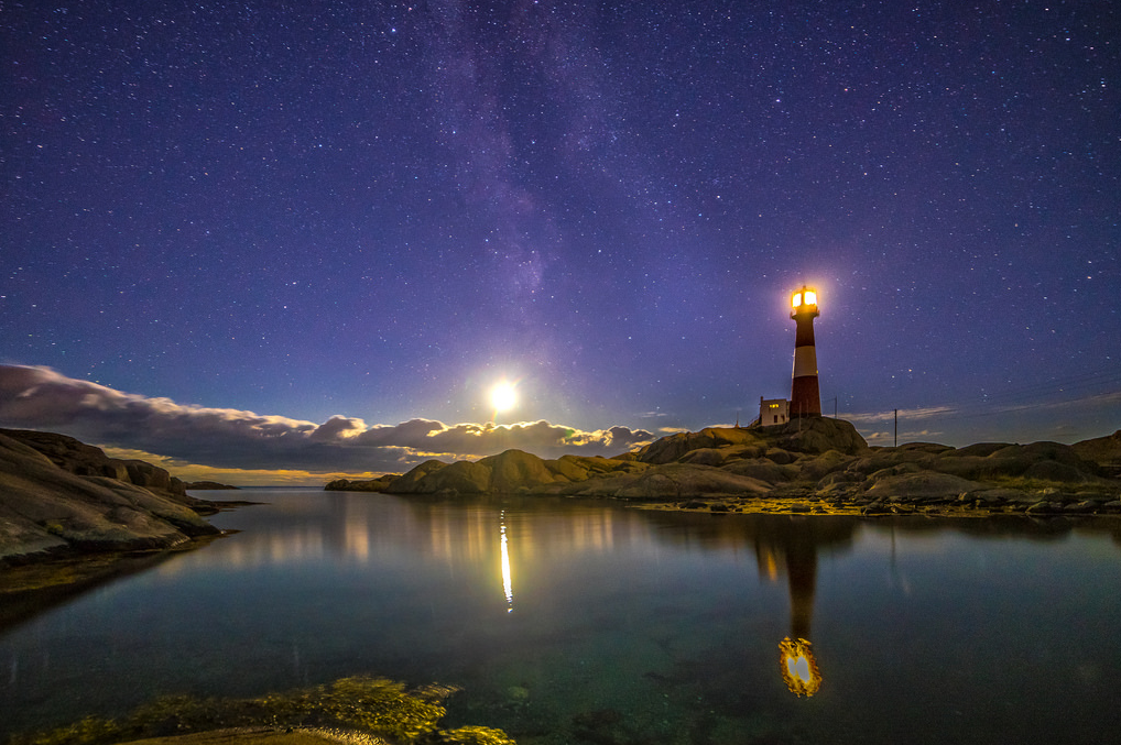 Starry sky, Norway - The photo, Sky, Lighthouse, Light, Stars, Landscape