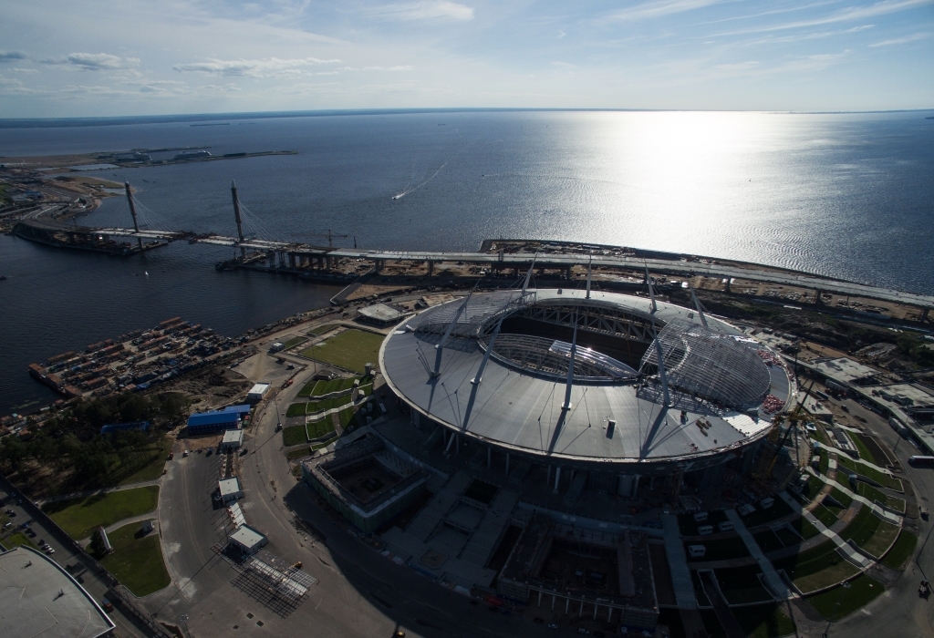 Students will be called to clean the stadium on Krestovsky from mold. - news, Sport, Gazprom arena, Long-term construction, Saint Petersburg