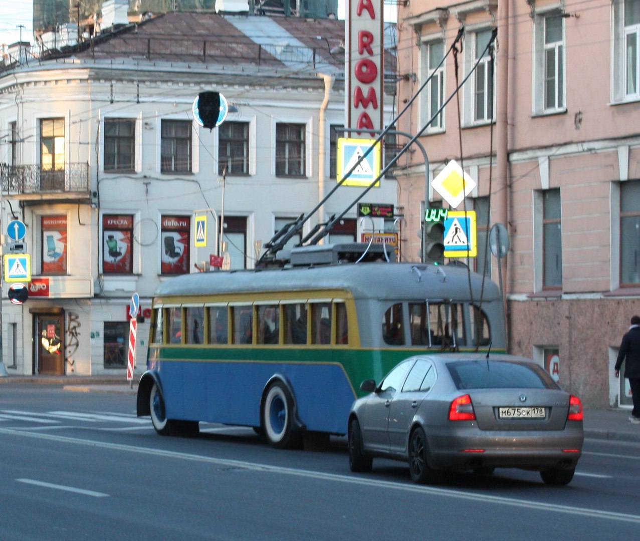 Antique trolleybuses. - Trolleybus, Antiques, Vasilievsky Island