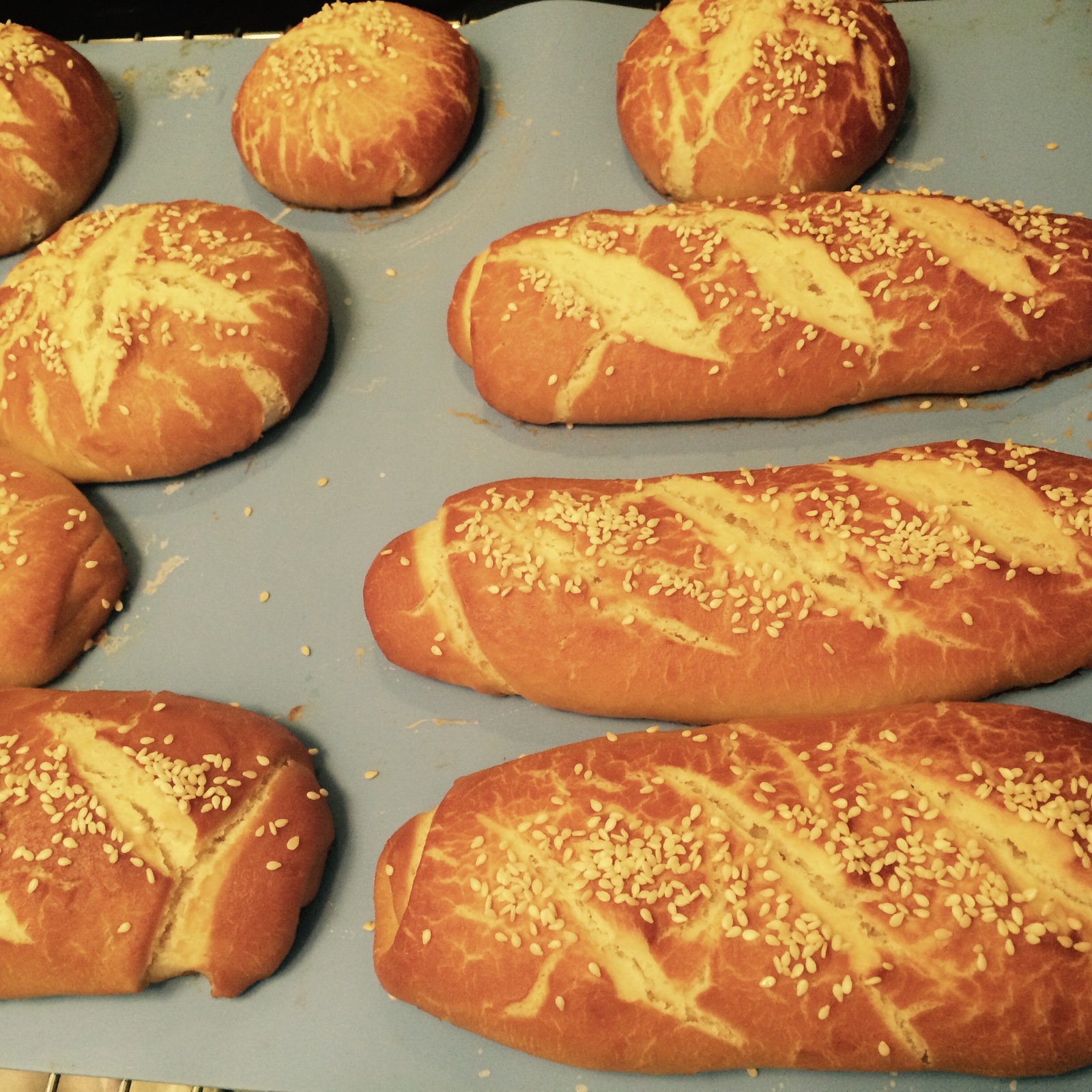 German buns Laugenbrtchen, Brecens and what is the difference between dry and fresh yeast - My, Germany, Longpost, Photo, Recipe, Bakery products, Cook