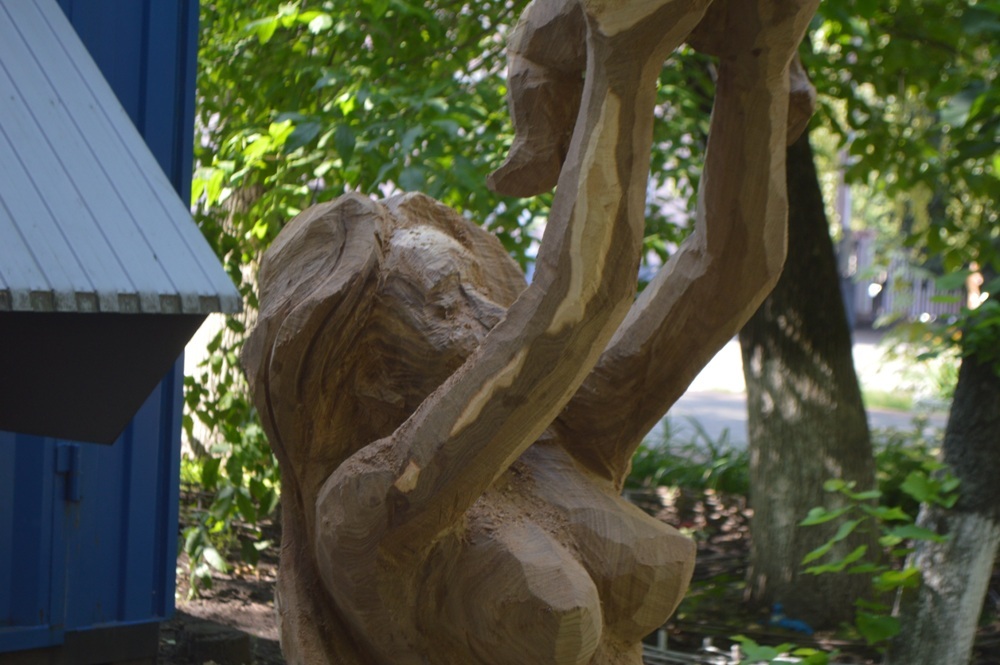 Thank you mom! Incredibly touching video - Alexander Ivchenko, Chainsaw sculpture, Voronezh, Chainsaw, , Monument, Video, Longpost