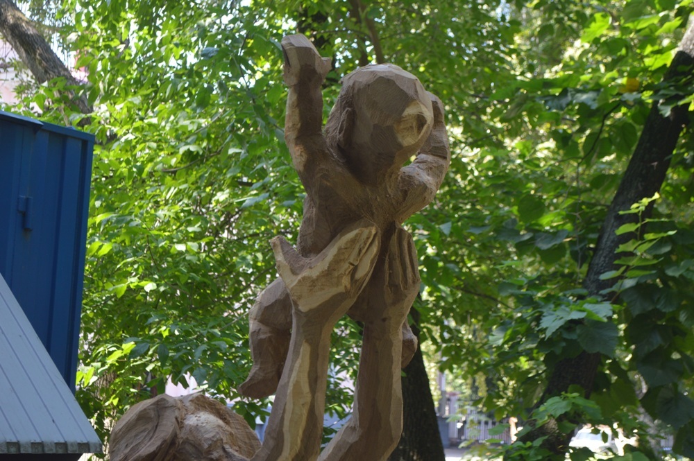 Thank you mom! Incredibly touching video - Alexander Ivchenko, Chainsaw sculpture, Voronezh, Chainsaw, , Monument, Video, Longpost