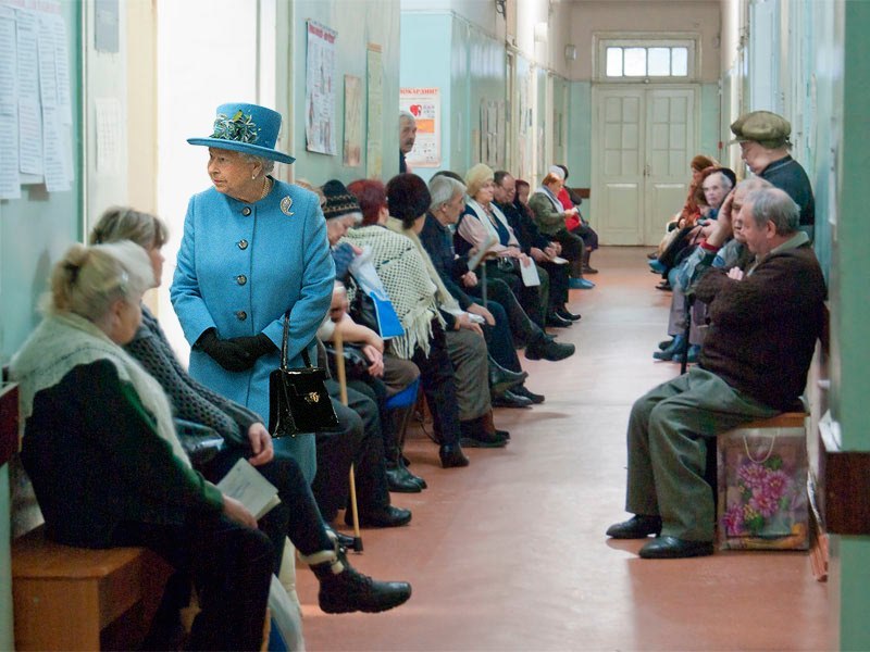 Queen Elizabeth II went to the supermarket - Queen, Queen Elizabeth II, Photoshop master, Fotozhaba, Longpost