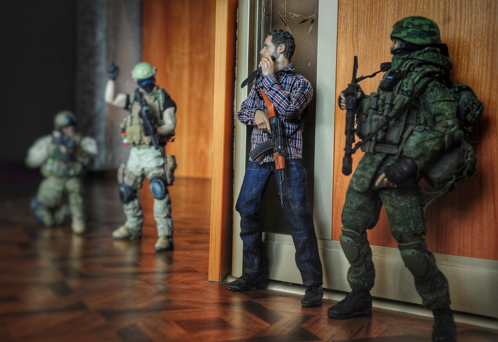 Small soldiers or bedroom ambush - My, Sixth scale, Bruce willis, Airborne forces, Rick Grimes, Longpost