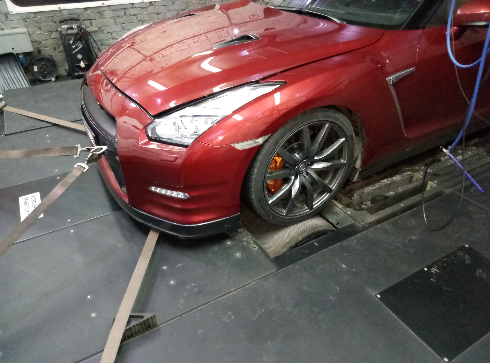 A little from work. We set up the car on the power stand. Maybe someone is interested. I will write in comments because I am limited in symbols. - My, Nissan, Work, Settings, Nissan gt-r