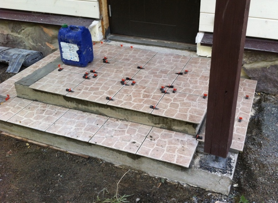 Porch: tiles and natural stone - My, Porch, Building, Tile, A rock, Longpost