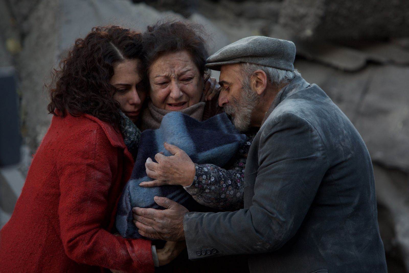 Review of the film Earthquake - Sarik Andreasyan, Movies, news, Review, Photo, Longpost