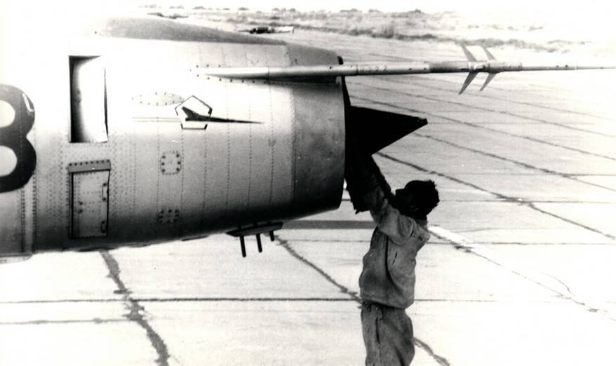 Fighter-bomber with variable geometry wing Sukhoi Su-17 (S-32) - Science and technology, Aviation, Dry, Su-17, , Su-7B, Longpost