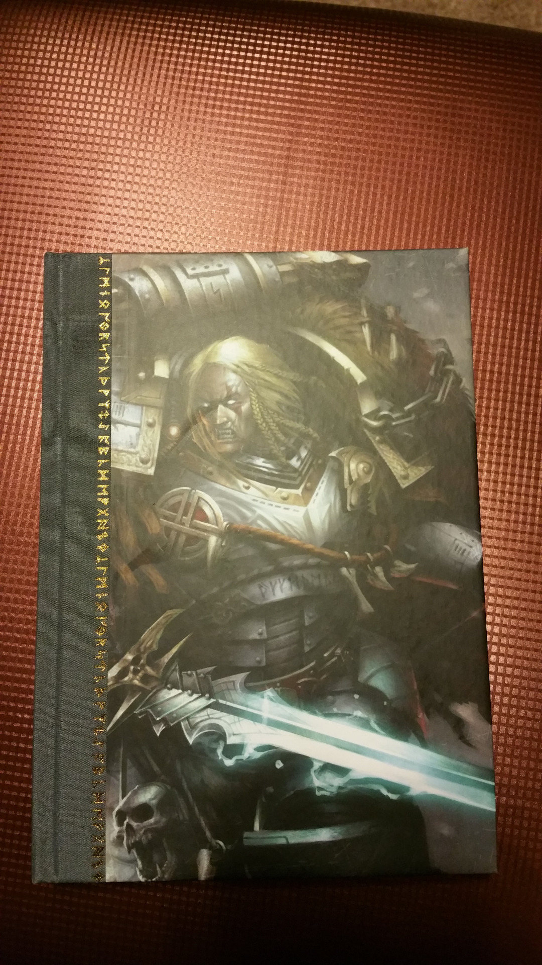 Unpacking the book about Russ - , Warhammer 40k, Leman Russ, Books, Literature, Not mine, Longpost