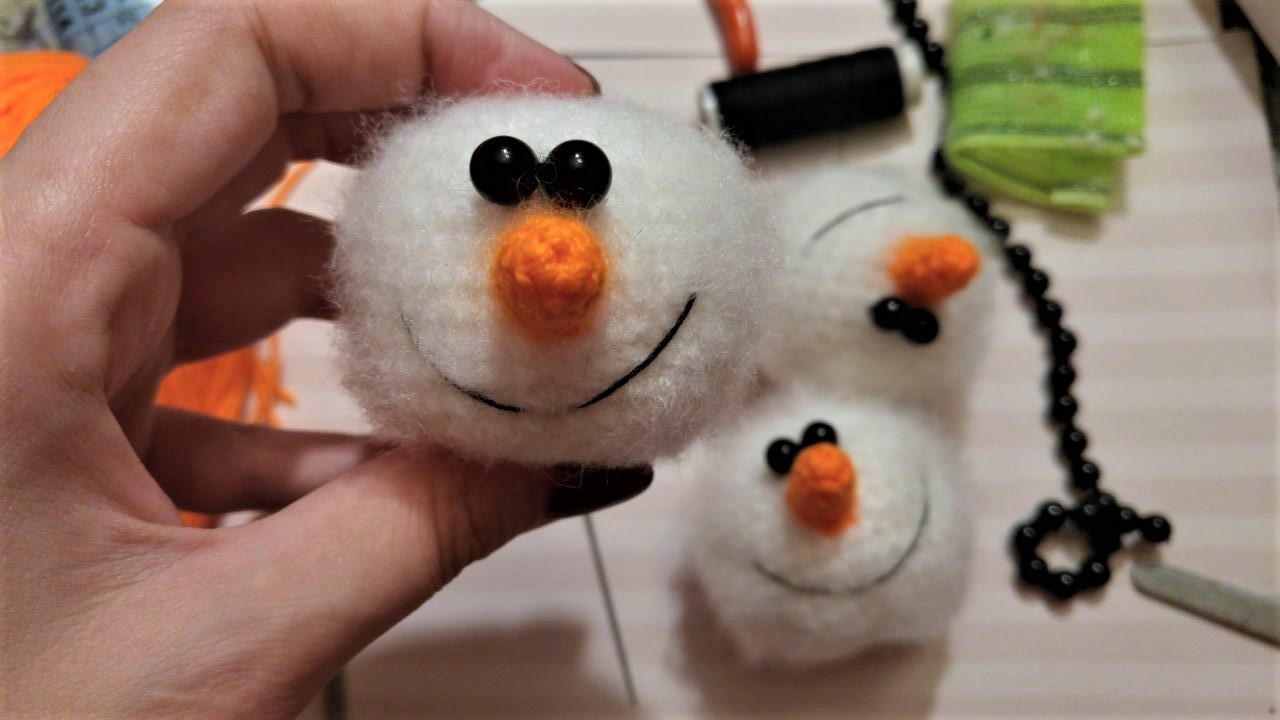 We create souvenirs for the New Year with our own hands! - My, Crochet, Hobby, Souvenirs, Instructions, Christmas decorations, Longpost, cat