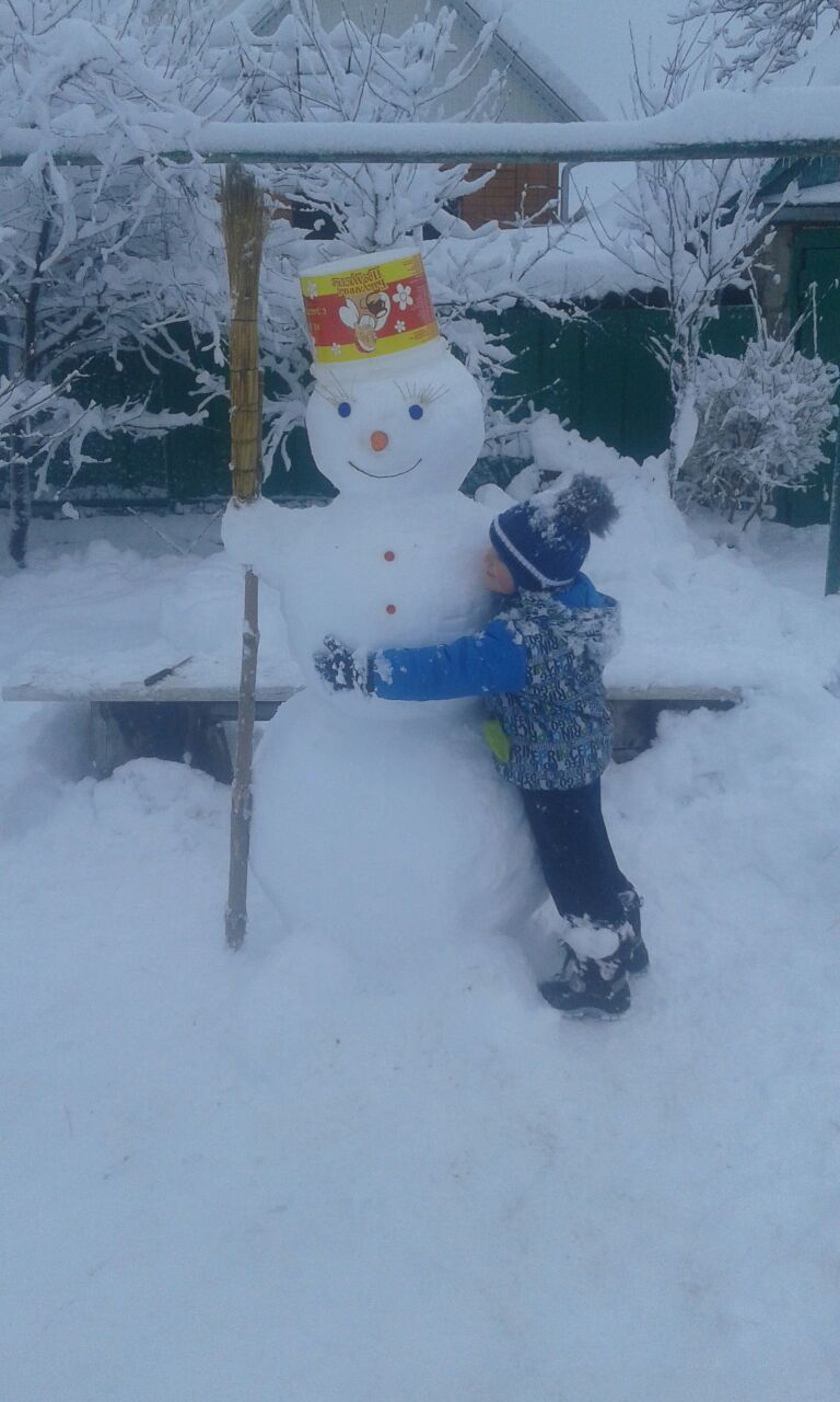 What else is needed for happiness? - My, Winter, Snow, snowman, Children, Happiness, Photo