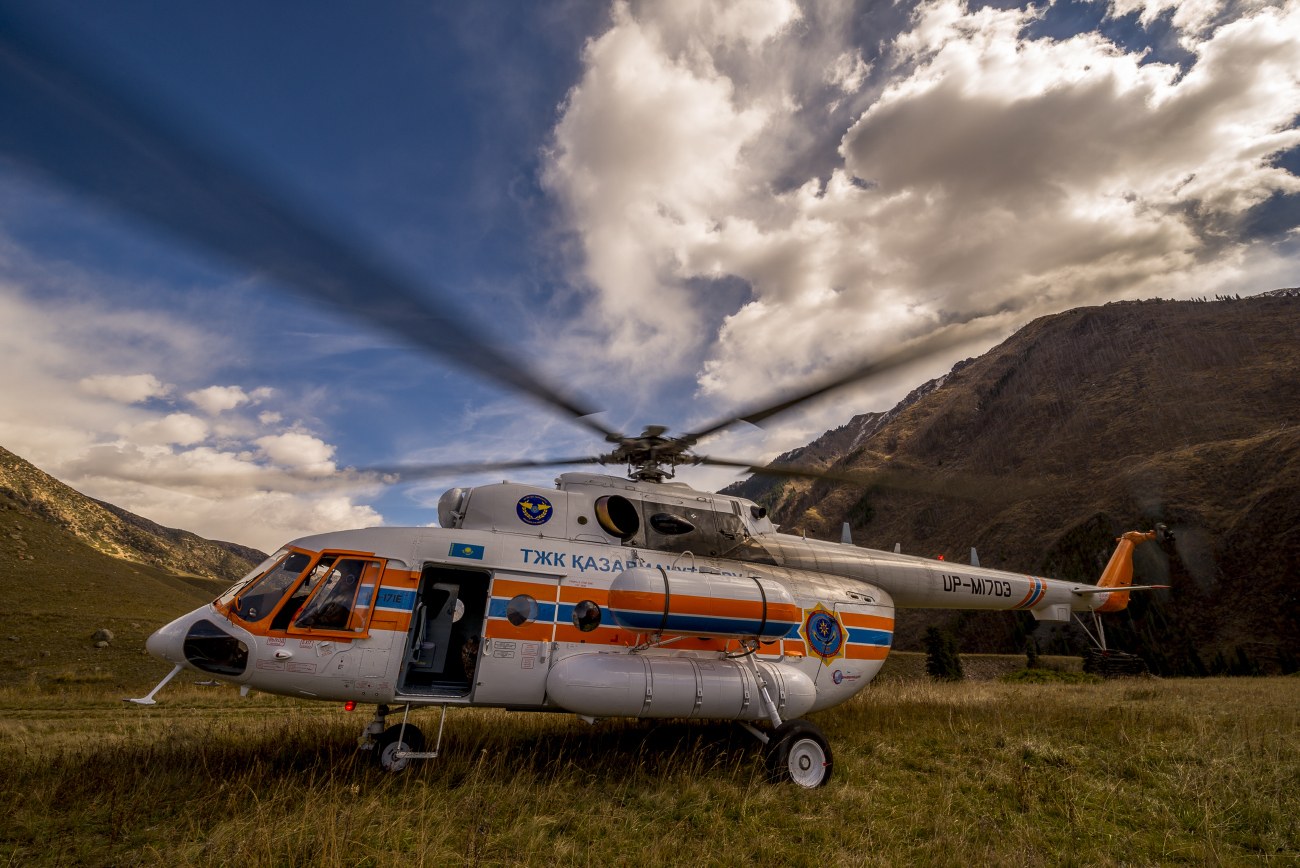 Valley of the Chilik River - River, The mountains, Helicopter, Longpost, Kazakhstan, The photo, Chilik River