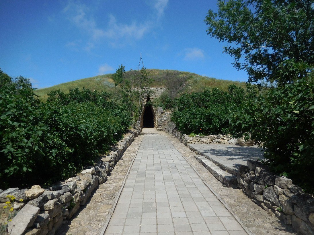 Adzhimushkay mound. - My, Kerch, Crimea, Mound, Longpost